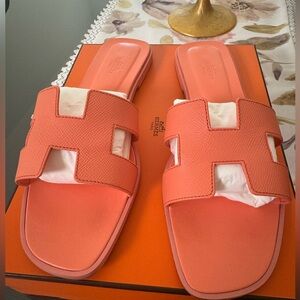 Hermes Oran sandals in light coral light orangish size 42